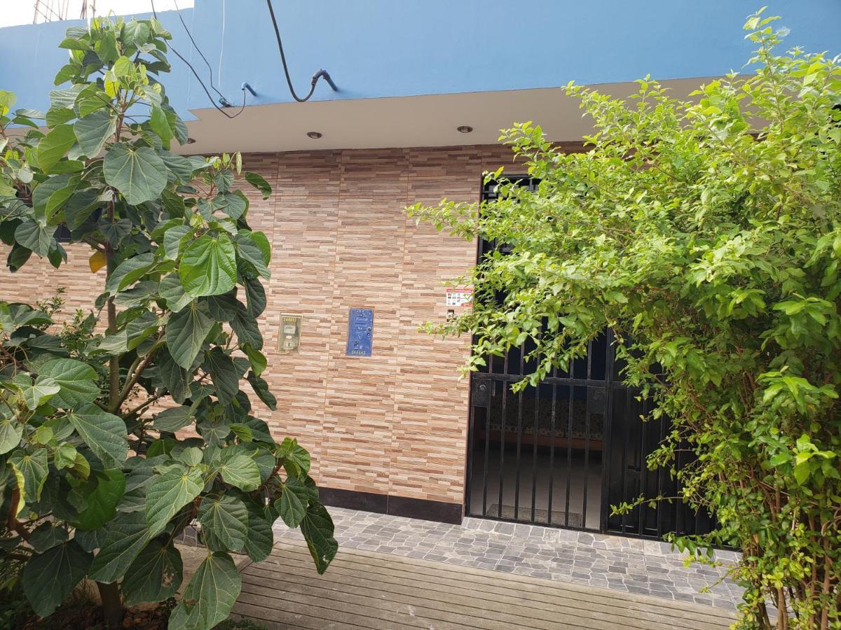Hospedaje Mas Tarapoto Eksteriør bilde