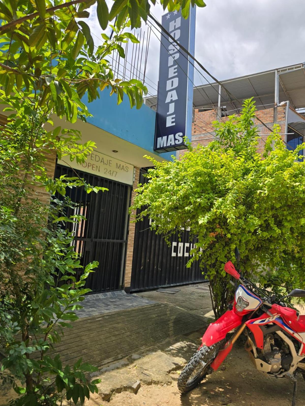 Hospedaje Mas Tarapoto Eksteriør bilde